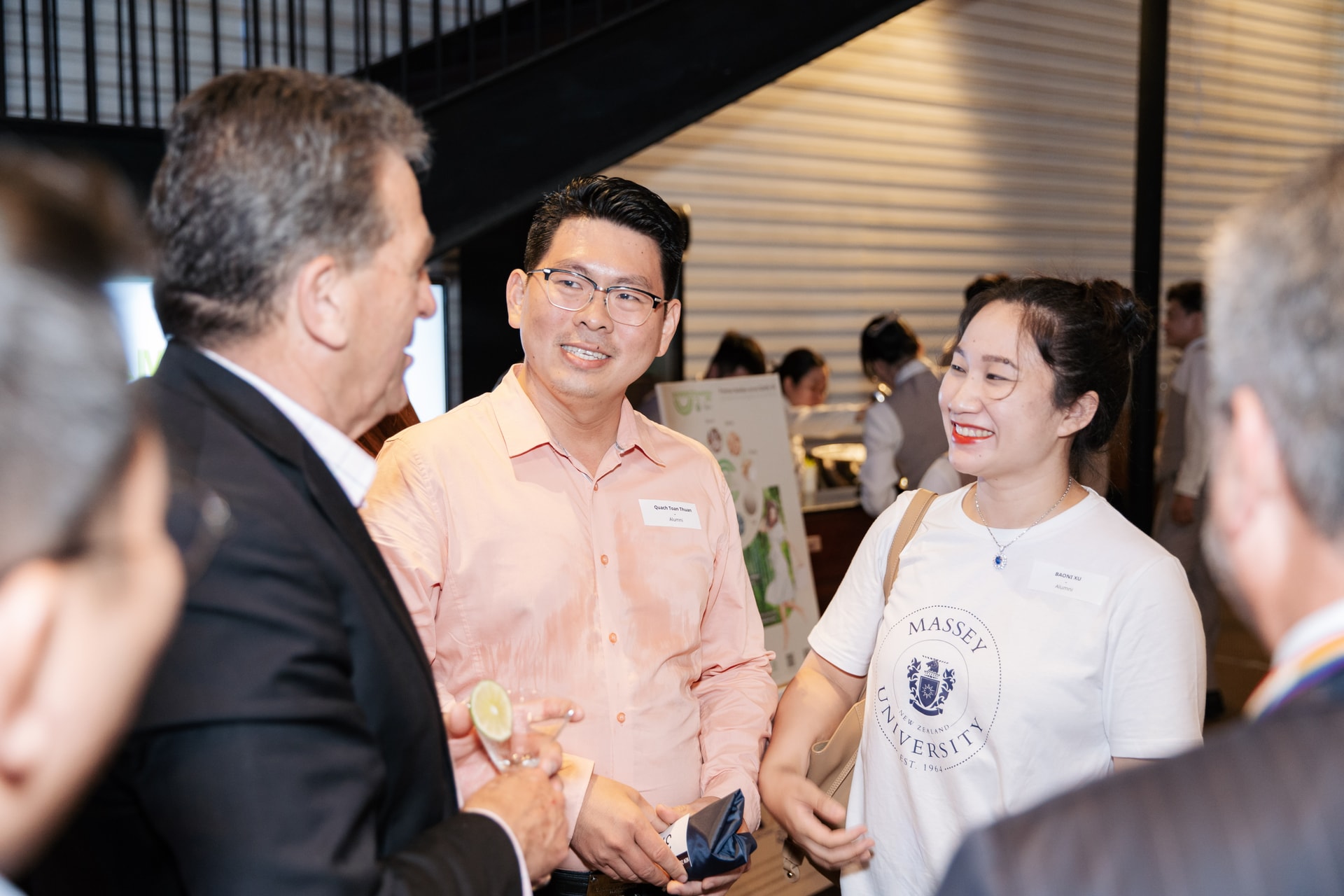 Chuyện thú vị ở Bảo Lân: CEO từ chối nối nghiệp gia đình vì không muốn ngồi… xé vải, nhưng lại chọn game khó hơn - khởi nghiệp ‘tơ sợi xanh’ từ lá dứa- Ảnh 2. Chuyện thú vị ở Bảo Lân: CEO từ chối nối nghiệp gia đình vì không muốn ngồi… xé vải, nhưng lại chọn game khó hơn - khởi nghiệp ‘tơ sợi xanh’ từ lá dứa- Ảnh 2.